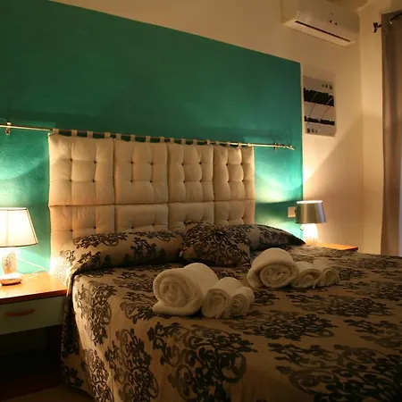 Piazza Novecento Bed & Breakfast Castelsardo