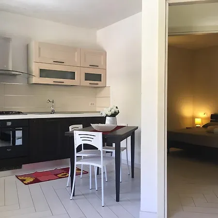 Bed & Breakfast Piazza Novecento